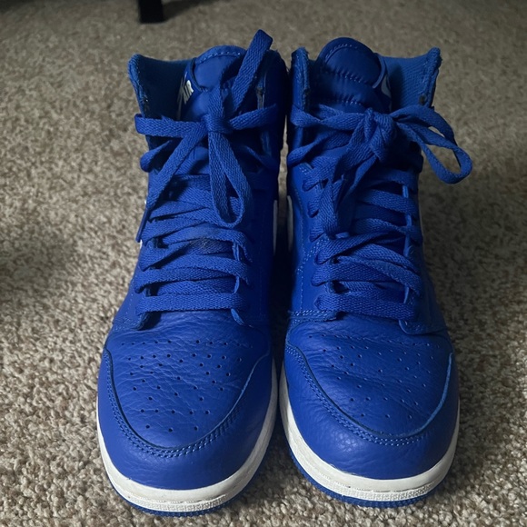 2018
Air Jordan 1 Retro High OG 'Hyper Royal': Size 8 - Picture 1 of 3